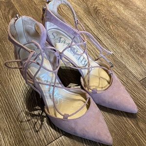 Suede lilac heels